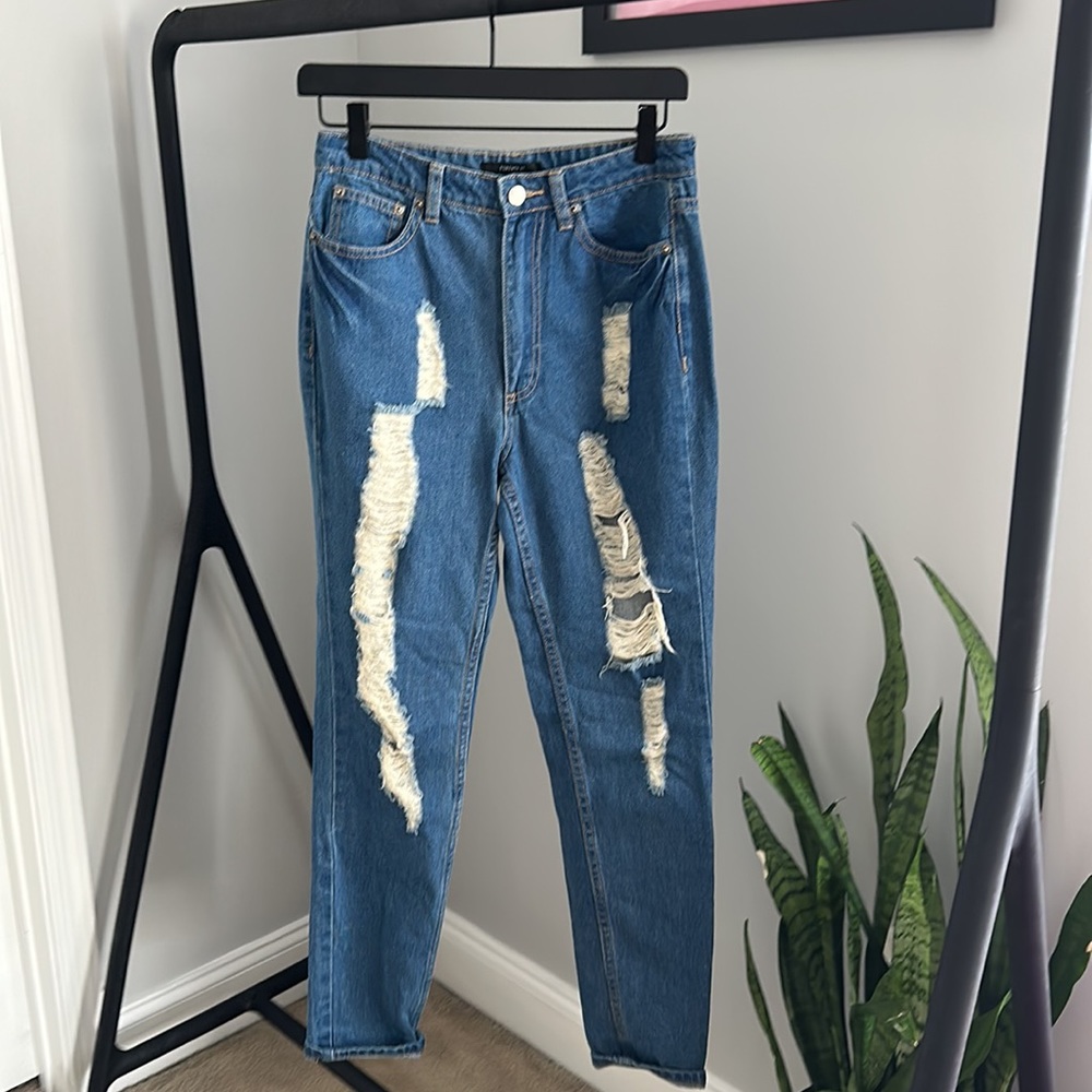 Forever 21 Distressed Mom Jeans Size 26 High Rise Medium Wash Straight Leg Denim